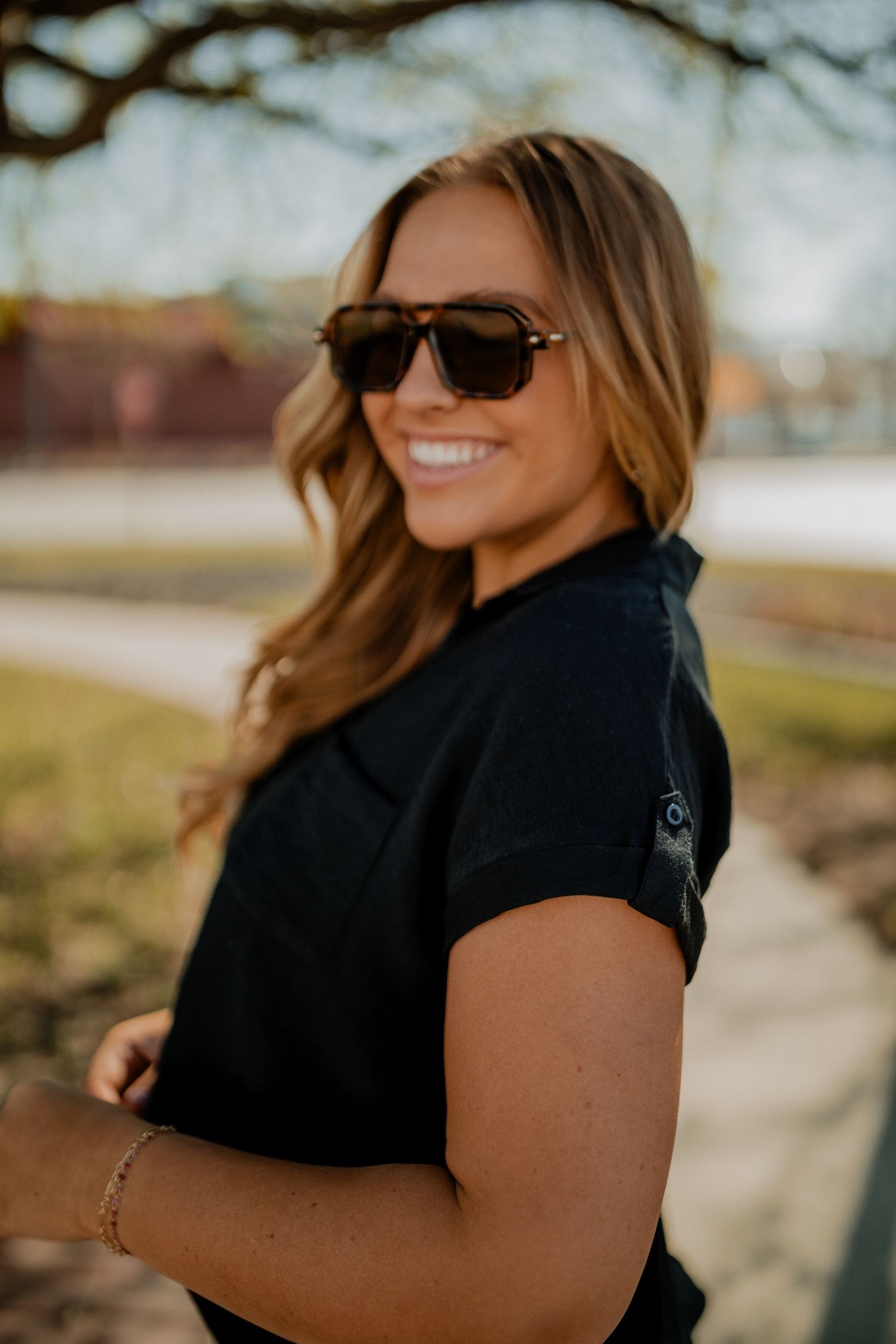 Classic Black Button Up Top blu pepper 