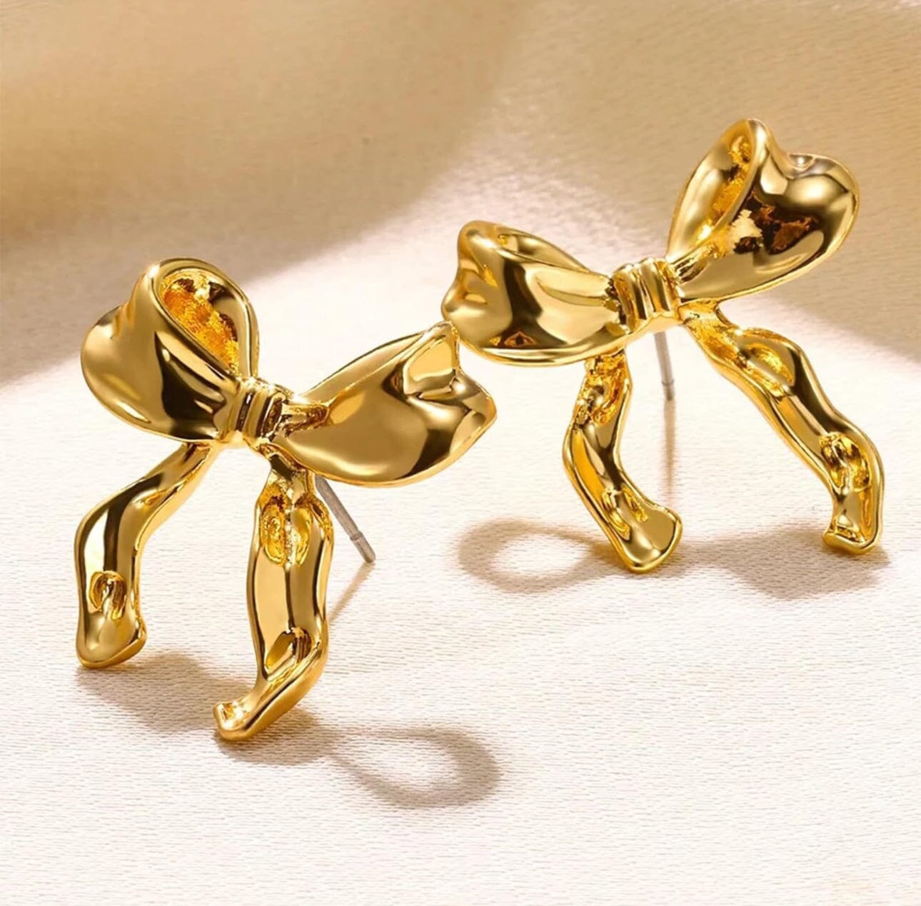 Mini Bow Earrings Fray Clothing 