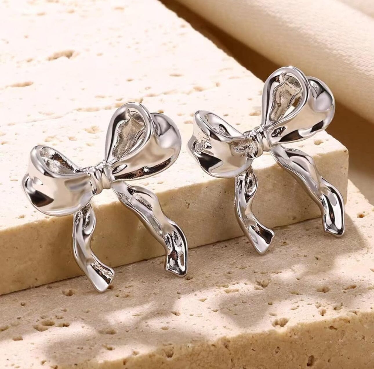 Mini Bow Earrings Fray Clothing 