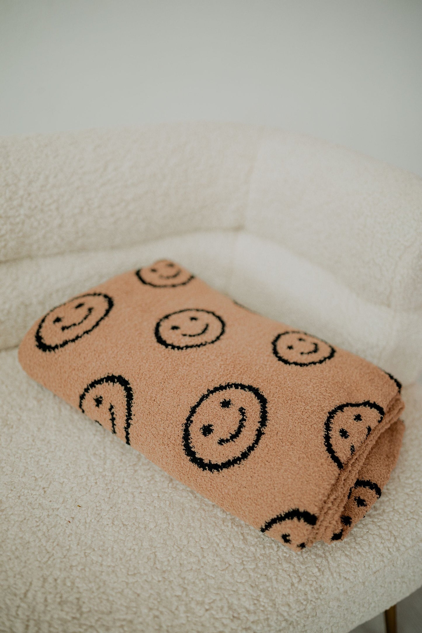 Smile Blanket Blanket Newbury Kustom 