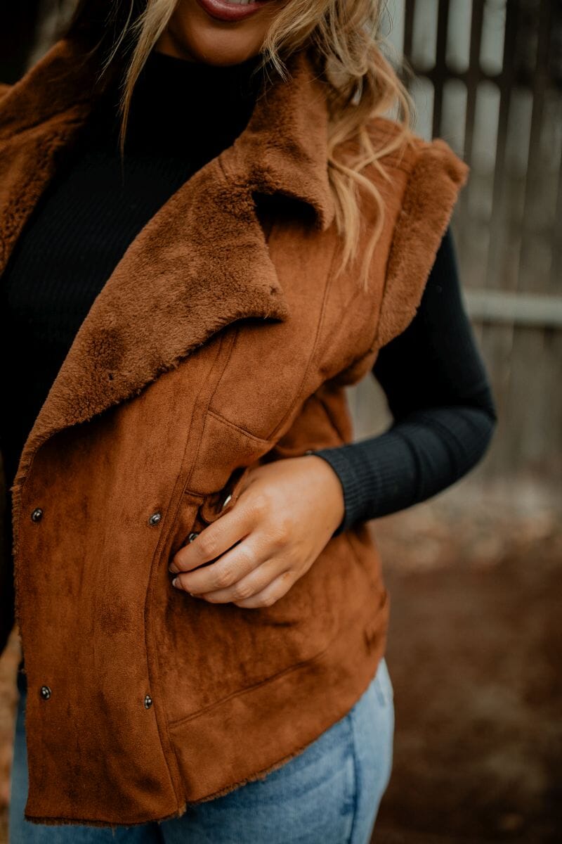 Suede & Faux Fur Vest vest &merci 