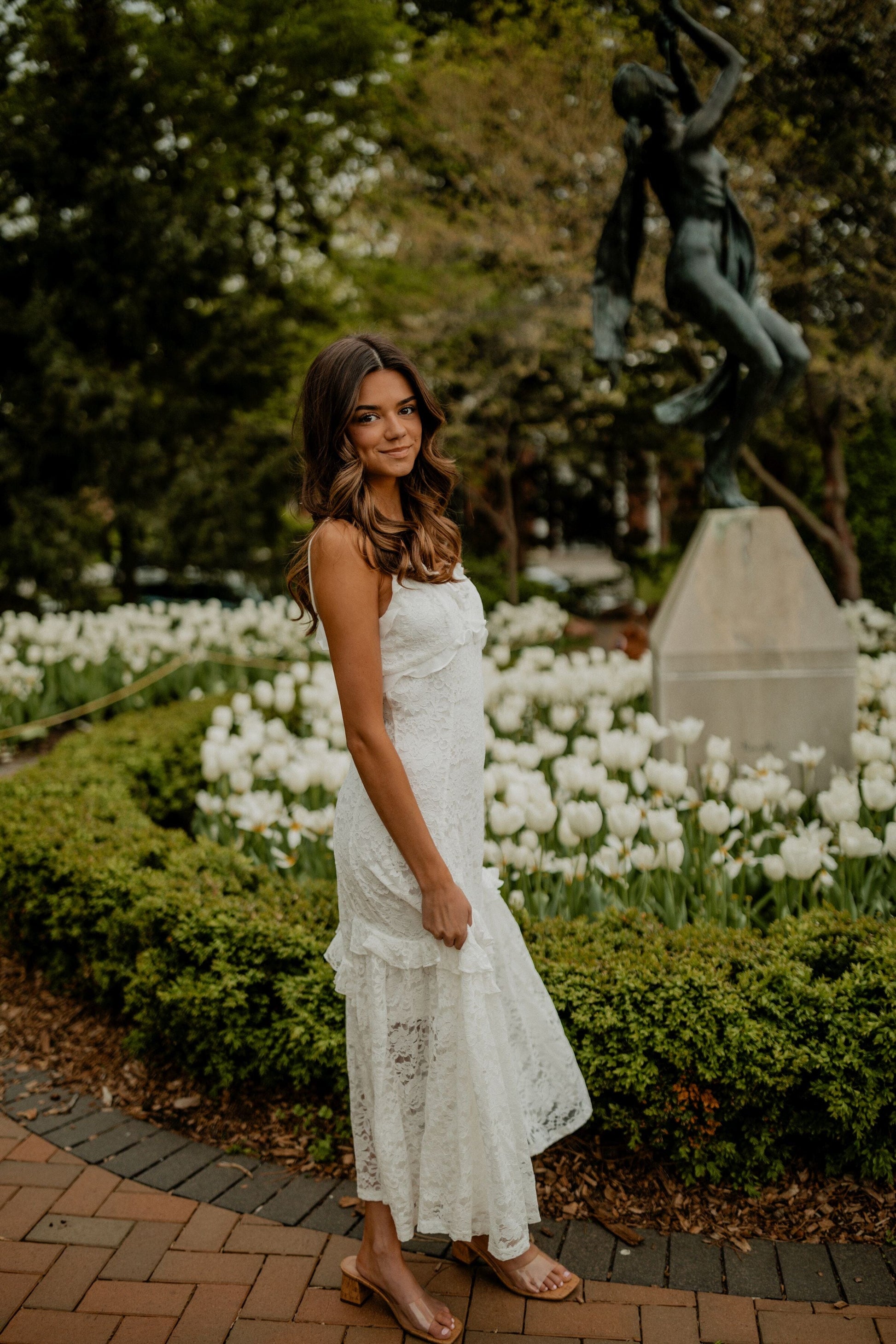 Vintage Lace Maxi Dress Dresses in loom 